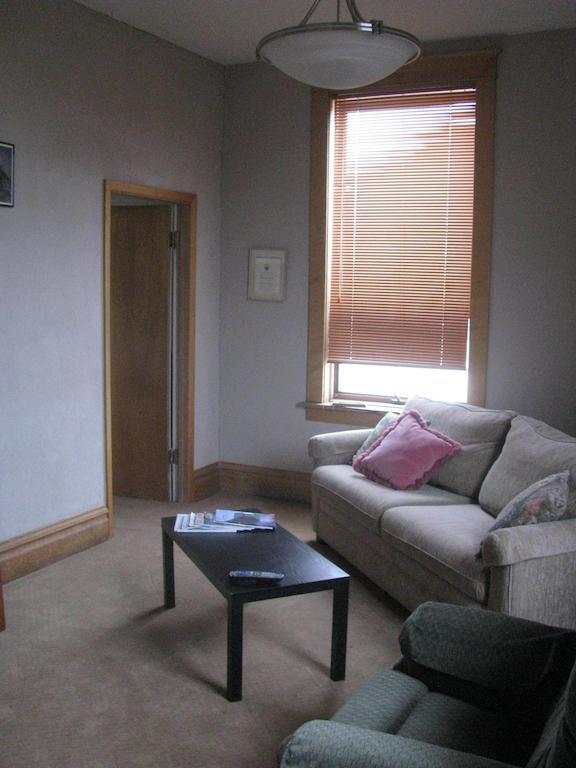 The Westland Suite Chester Szoba fotó